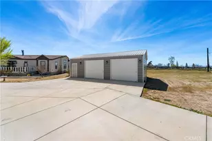 9890 Sue Ave, Rosamond, CA 93560 - Photo 52