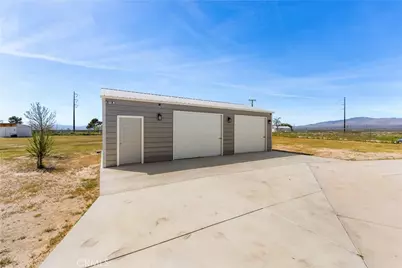9890 Sue Ave, Rosamond, CA 93560 - Photo 50