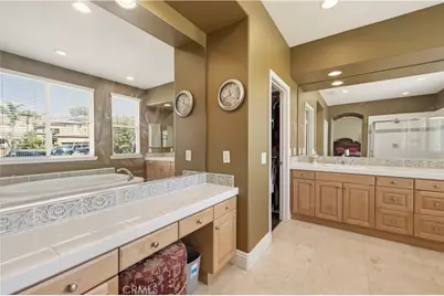 5861 Mustang Drive, Simi Valley, CA 93063 - Photo 58