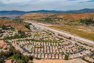27635 Elkwood Ln, Castaic, CA 91384 - Photo 20