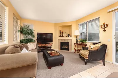 27635 Elkwood Lane, Castaic, CA 91384 - Photo 4