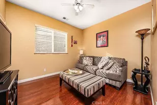 27635 Elkwood Ln, Castaic, CA 91384 - Photo 12