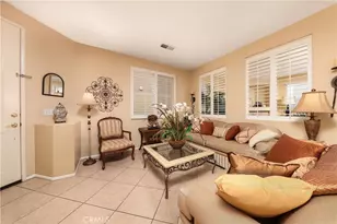 27635 Elkwood Ln, Castaic, CA 91384 - Photo 2