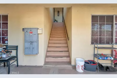 17945 Roscoe Blvd, Northridge, CA 91325 - Photo 6