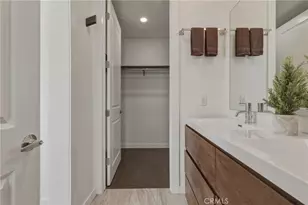1301 Tamarind Ave, Los Angeles, CA 90028 - Photo 24