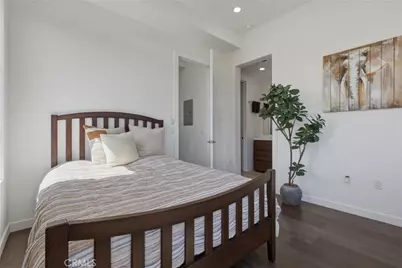 1301 Tamarind Avenue, Los Angeles, CA 90028 - Photo 22