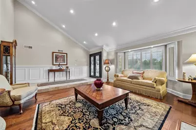 11101 Eton Avenue, Chatsworth, CA 91311 - Photo 6
