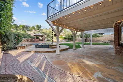 11101 Eton Avenue, Chatsworth, CA 91311 - Photo 22