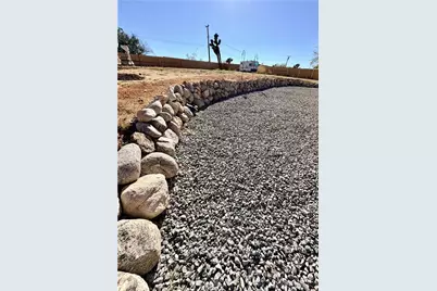 58271 Caliente Street, Yucca Valley, CA 92284 - Photo 36