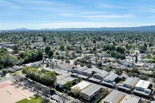 17926 Schoenborn St, Northridge, CA 91325 - Photo 14