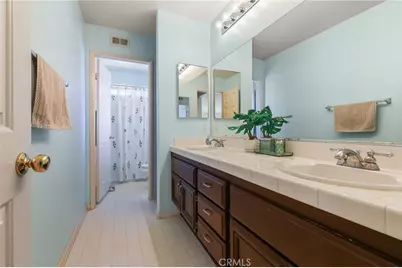 14215 Everglades Court, Canyon Country, CA 91387 - Photo 36