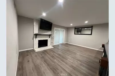 13182 Fernmont, Sylmar, CA 91342 - Photo 2