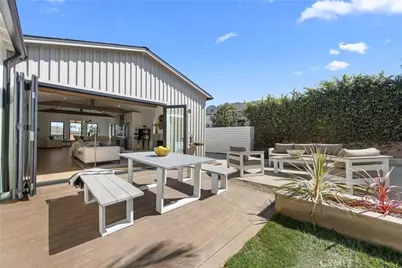 7907 Vicksburg, Los Angeles, CA 90045 - Photo 44