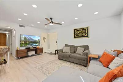 18122 Sundowner #1101, Canyon Country, CA 91387 - Photo 6