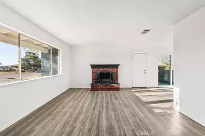 40974 156th Street, Lake Los Angeles, CA 93535 - Photo 10