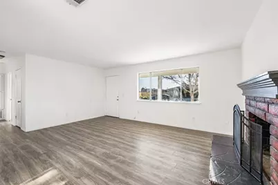 40974 156th Street, Lake Los Angeles, CA 93535 - Photo 12