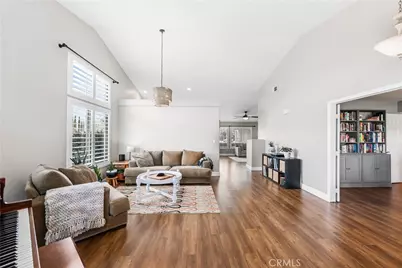 41006 Vista Rambia, Palmdale, CA 93551 - Photo 10