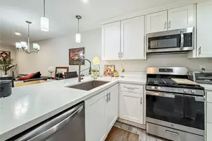 7050 Shoup Ave, Canoga Park, CA 91303 - Photo 10