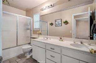 1806 E Mesa Dr, Lancaster, CA 93535 - Photo 30