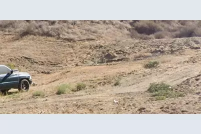 1 Garfield Street, Val Verde, CA 91384 - Photo 6