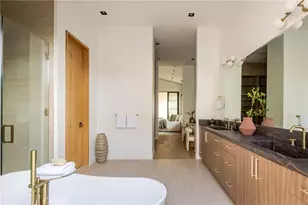 11826 Kling St, Valley Village, CA 91607 - Photo 46