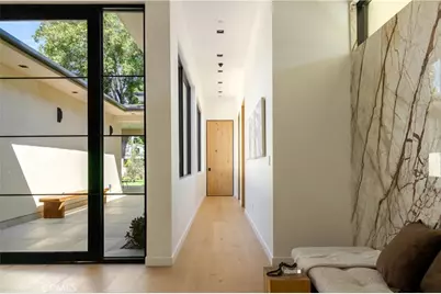 11826 Kling Street, Valley Village, CA 91607 - Photo 6