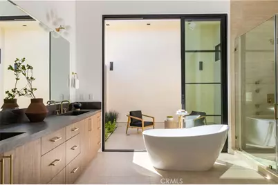 11826 Kling Street, Valley Village, CA 91607 - Photo 42