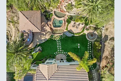 15345 Michael Crest, Canyon Country, CA 91387 - Photo 2