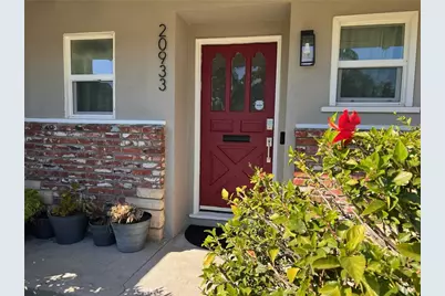 20933 Hemmingway Street, Canoga Park, CA 91304 - Photo 2