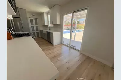 20933 Hemmingway Street, Canoga Park, CA 91304 - Photo 14