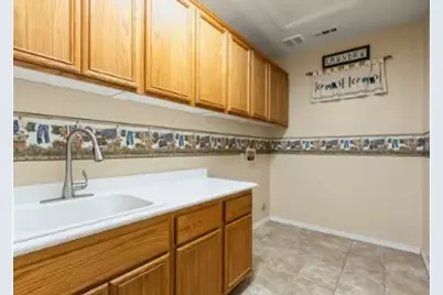 3643 Mountain Shadows Court, Palmdale, CA 93551 - Photo 10