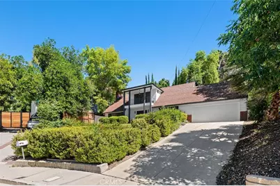 21801 Providencia, Woodland Hills, CA 91364 - Photo 2