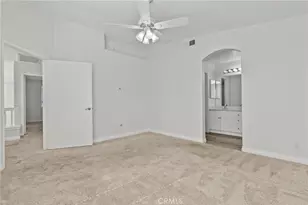 23147 Napa, Valencia, CA 91354 - Photo 34