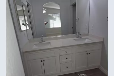 23147 Napa, Valencia, CA 91354 - Photo 36