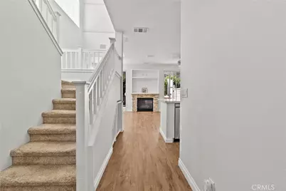 23147 Napa, Valencia, CA 91354 - Photo 8