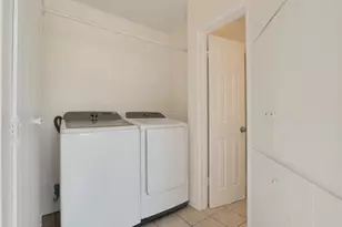 8150 Kelvin Ave, Winnetka, CA 91306 - Photo 18