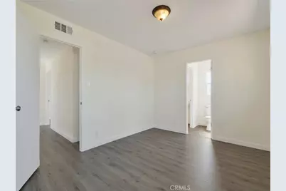 8150 Kelvin Avenue, Winnetka, CA 91306 - Photo 34