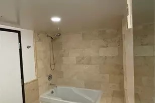 35 N Raymond Ave, Pasadena, CA 91103 - Photo 14