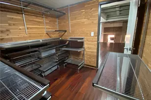 35 N Raymond Ave, Pasadena, CA 91103 - Photo 16