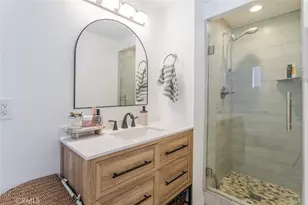 22459 Guadilamar Dr, Saugus, CA 91350 - Photo 26