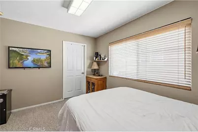 18326 Elkwood, Reseda, CA 91335 - Photo 32