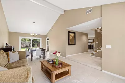 18326 Elkwood, Reseda, CA 91335 - Photo 4