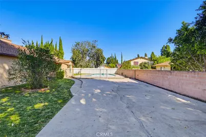 10314 Encino, Granada Hills, CA 91344 - Photo 6