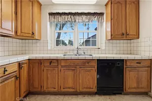 10314 Encino, Granada Hills, CA 91344 - Photo 18