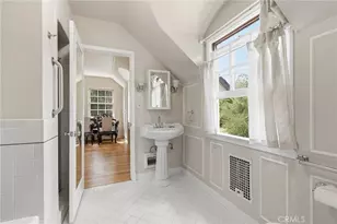 4874 Palo Dr, Tarzana, CA 91356 - Photo 24