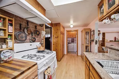 23324 Raymond Street, Chatsworth, CA 91311 - Photo 6