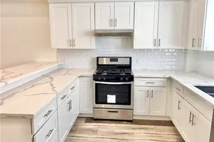 7327 Kester Ave, Van Nuys, CA 91405 - Photo 4