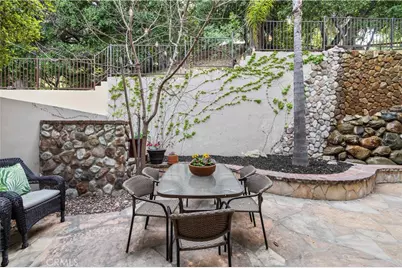 23656 White Oak Court, Newhall, CA 91321 - Photo 42