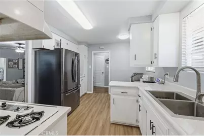 1310 W Avenue H10, Lancaster, CA 93534 - Photo 10