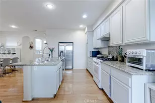 25562 Huxley, Stevenson Ranch, CA 91381 - Photo 4